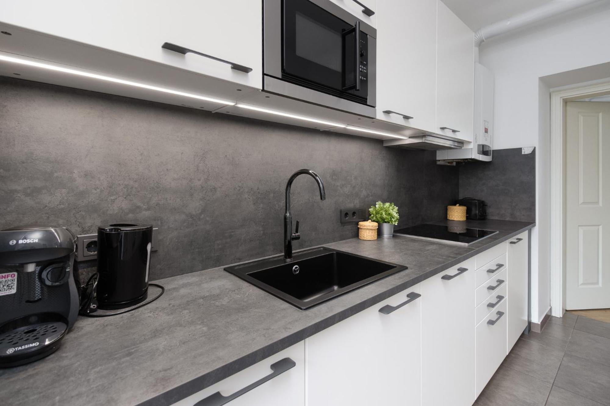 Apartment Familienplatz I Contactless Check-In Viena Exterior foto